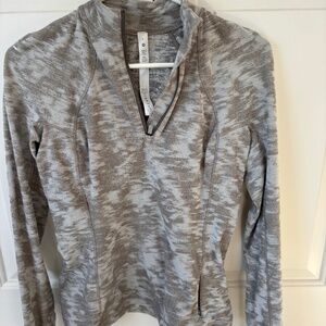 Lululemon Gray camo jacket